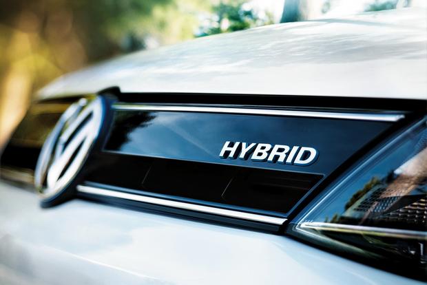 4 Reasons Why You Should be Buying a Hybrid